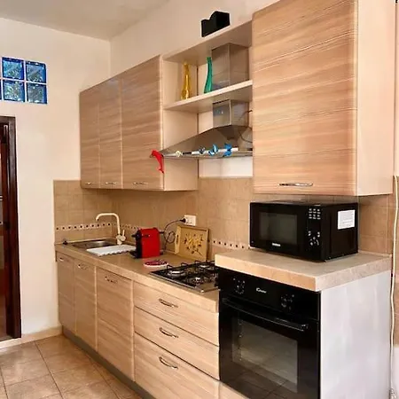 Brezza Marina * Scilla